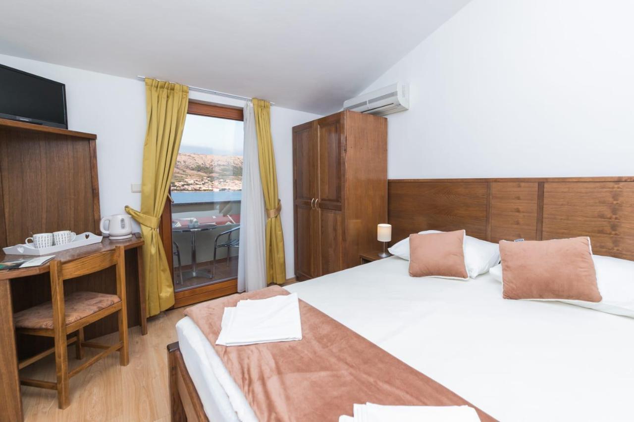 Mb Pag Bed&Breakfast 파그 외부 사진