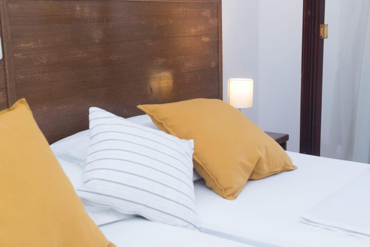 Mb Pag Bed&Breakfast 파그 외부 사진